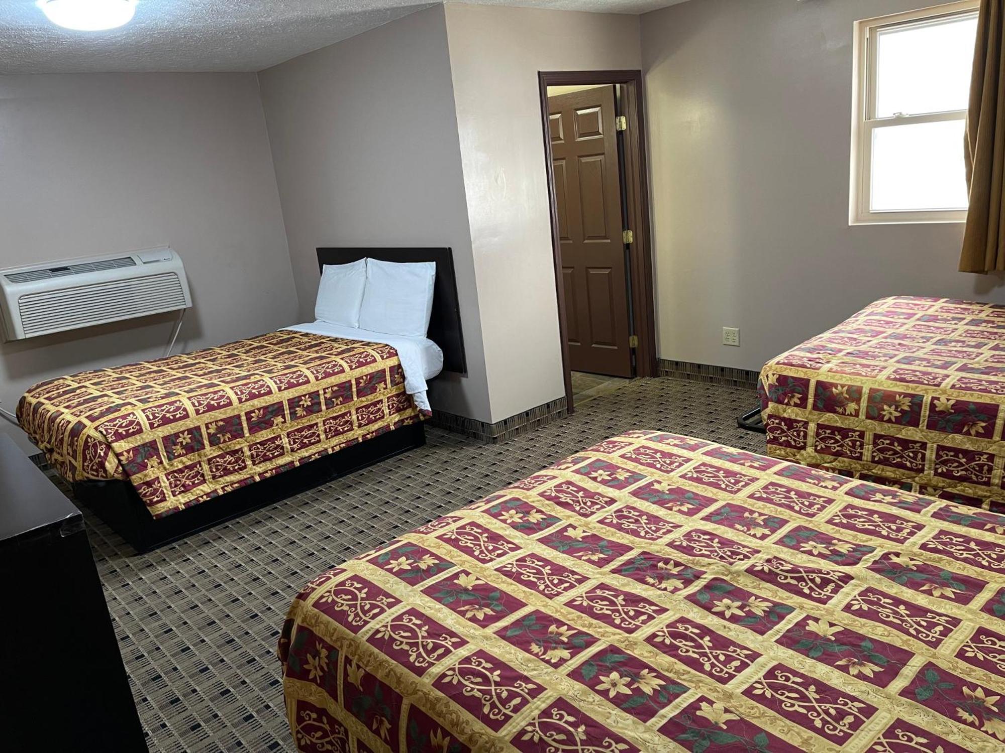 Economy Inn&Suites Ashtabula Extérieur photo