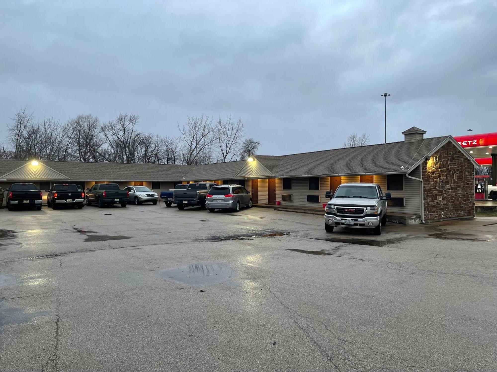 Economy Inn&Suites Ashtabula Extérieur photo