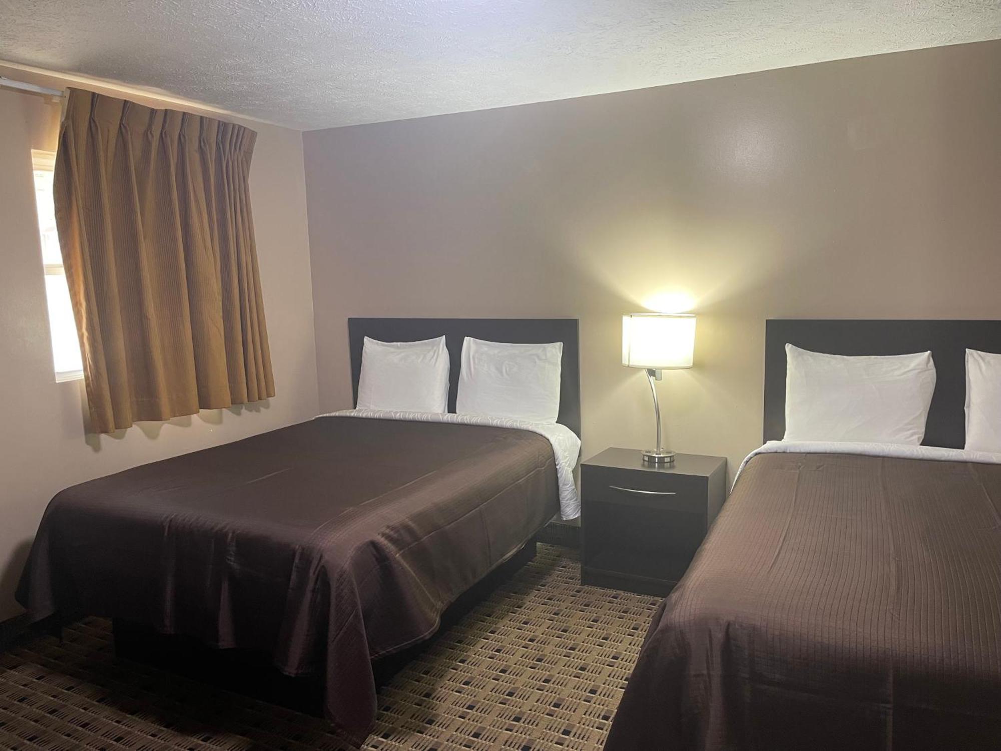 Economy Inn&Suites Ashtabula Extérieur photo